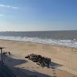 Sunny Escape At Διαμέρισμα *