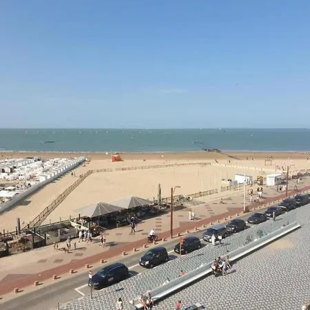 Sunny Escape At * Knokke-Heist